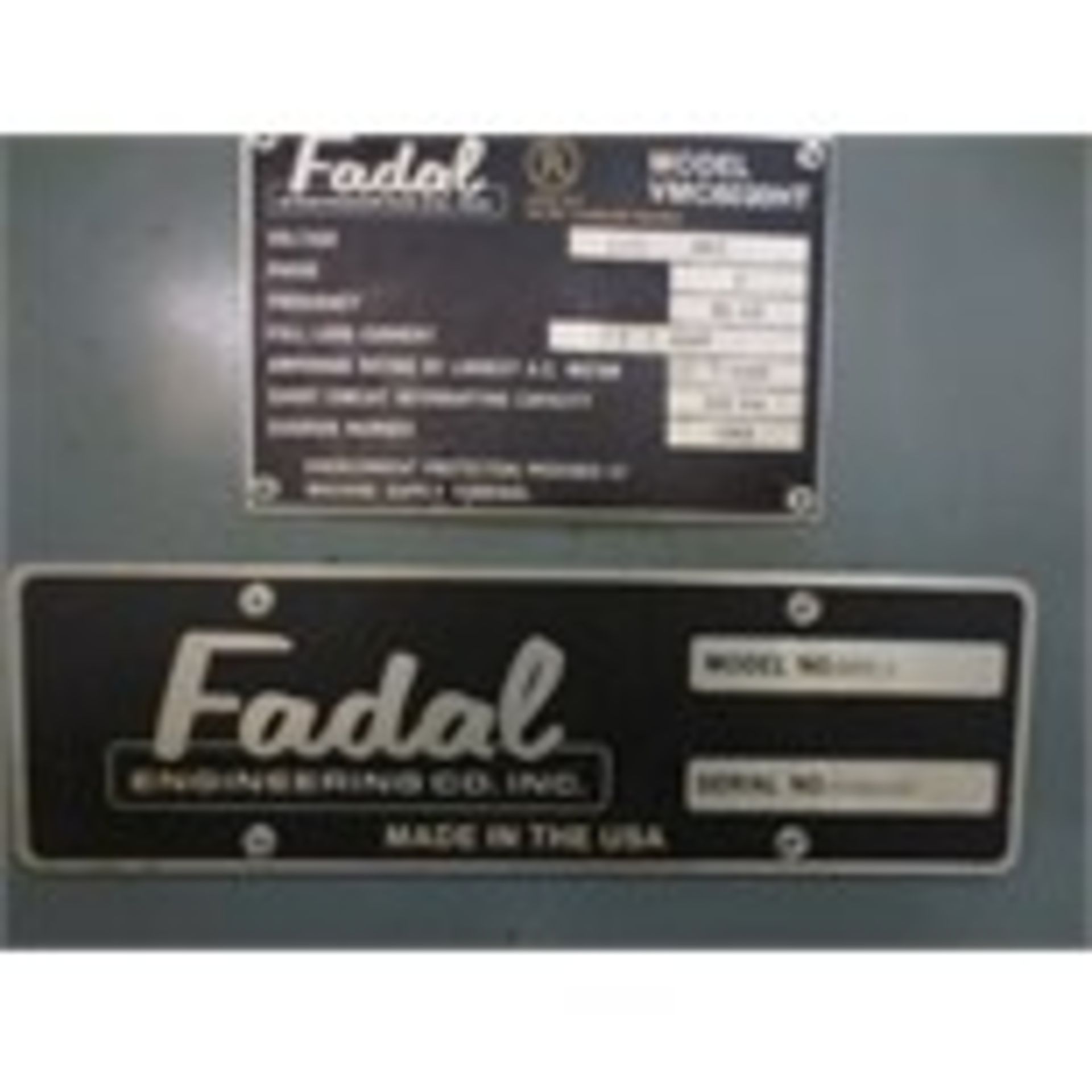 Fadal Vertical Milling Machine, Fadal CNC88 controls, 21 port tool holder, 94in x 30in work area, - Image 8 of 11