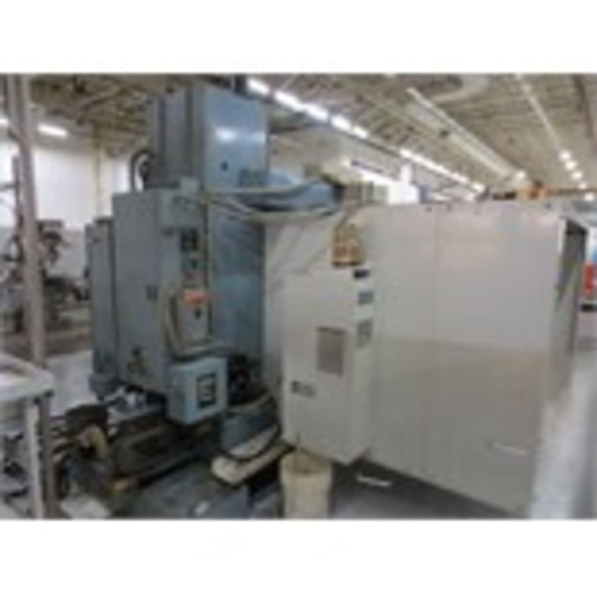 Fadal Vertical Milling Machine, Fadal CNC88 controls, 21 port tool holder, 94in x 30in work area, - Image 7 of 11