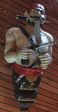 A 20th century carved wood and painted ship's figure head in the form of a Pirate wearing a red - Image 7 of 7