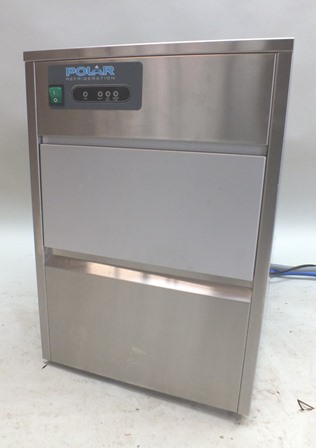 A "Polar" ice maker, 38cm wide x 47cm deep x 55cm high