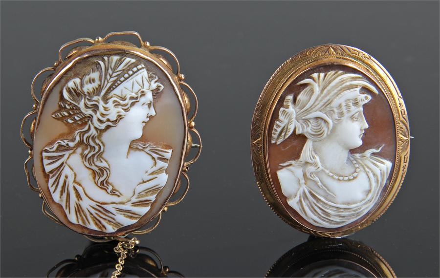 Two 9 carat gold mounted cameo brooches, carved as