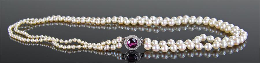 Pearl and tourmaline necklace, the pearls of gradu - Image 2 of 2