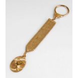 Middle Eastern gold keyring, in high carat gold, w