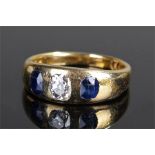 18 carat gold diamond and sapphire ring, with a ce