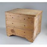 Pine hinged top chest, the rectangular hinged top