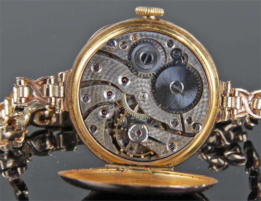 9 Carat Gold Ladies Wristwatch , the half Hunter Case with outer chapter ring, interior white - Image 3 of 3