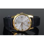 Smiths gold plated gentleman's wristwatch, the silvered dial with arrow hour makers, date and day