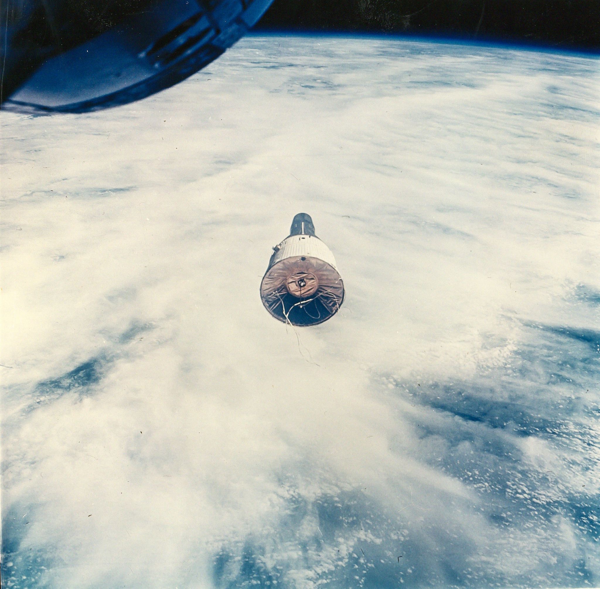 Gemini 7 floating in space during station keeping manoeuvre, Gemini 6, December 1965 Two vintage - Image 2 of 2