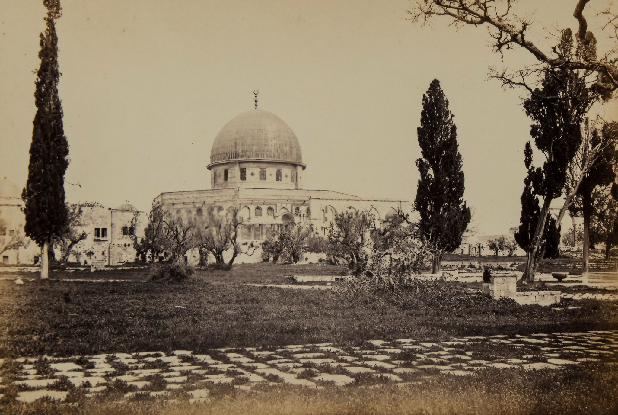 Francis Frith (1822-1898) - Photographic Illustrations of the Holy Land, ca.1870 Nine albumen prints - Image 4 of 5