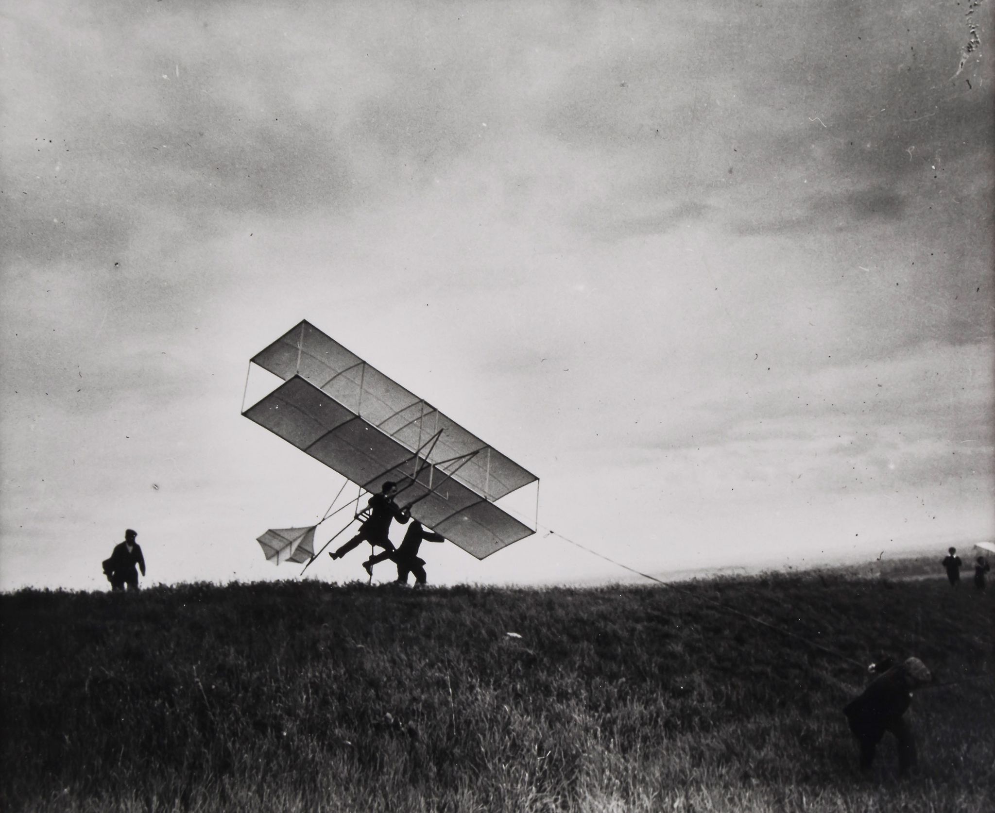 Jacques-Henri Lartigue (1894-1986) - Zissou Flies, ca.1910 Gelatin silver print, titled and dated in