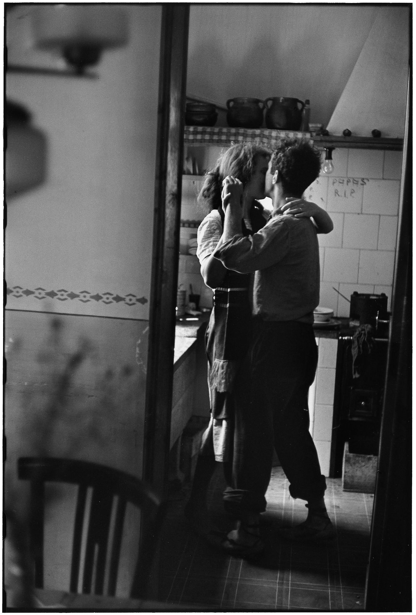 Elliott Erwitt (b.1928) - Robert and Mary Frank, Valencia, Spain, 1952 Gelatin silver print, printed