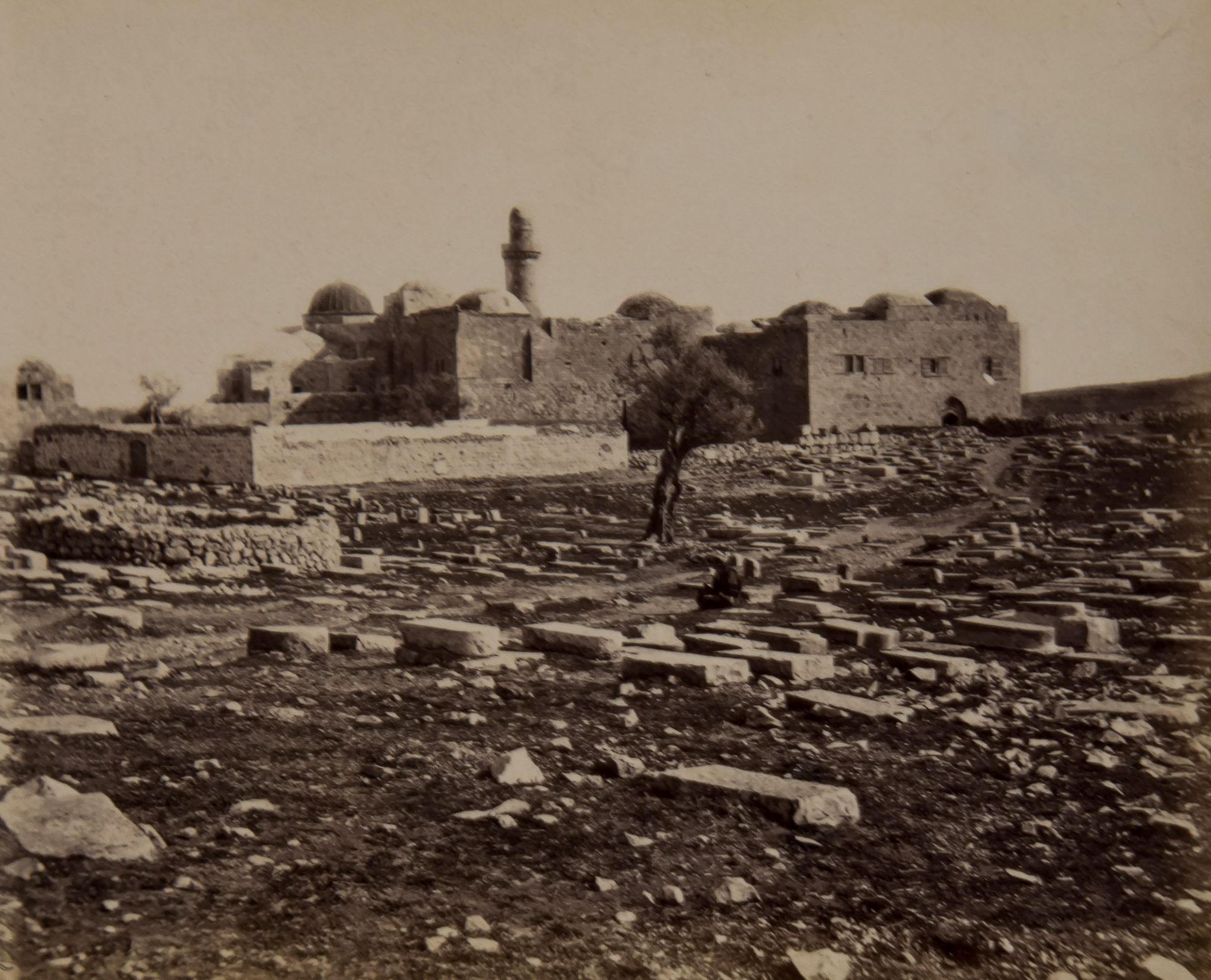 Felix Bonfils (1831-1885) - Souvenir D'Orient, Palestine, 1878 Album containing 30 albumen prints, - Image 4 of 5