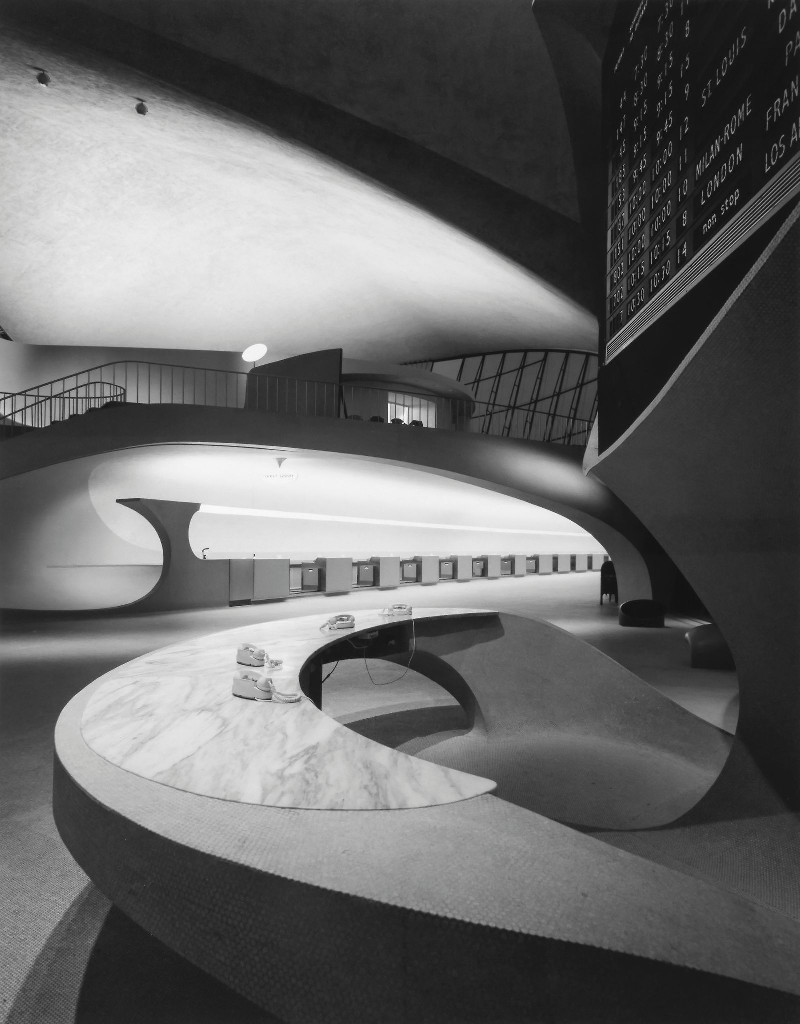 Ezra Stoller (1915-2004) - TWA Terminal, Idlewild Airport, 1962 Gelatin silver print, printed later,