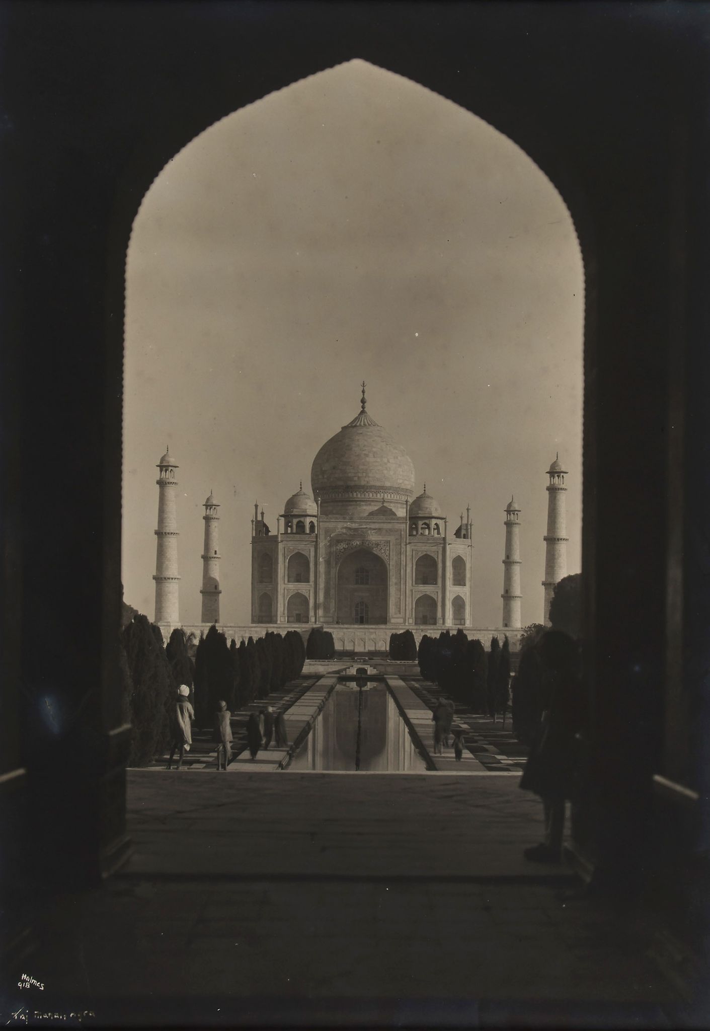 Randolph Bezzant Holmes (1888-1973) - Taj Mahal, ca.1920 Gelatin silver print, signed, titled and