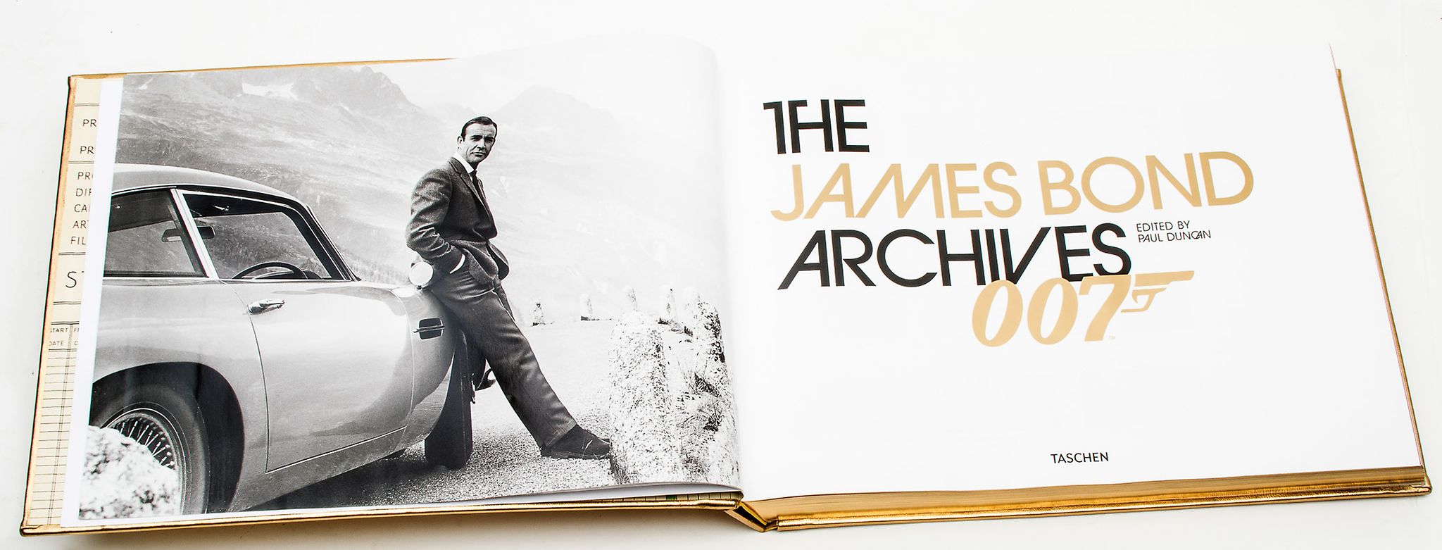 TASCHEN- THE JAMES BOND ARCHIVES - 'The James Bond Archives' edited by Paul Duncan, Golden - Image 3 of 6