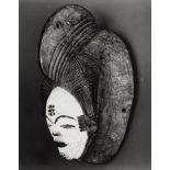 Walker Evans (1903-1975) - Untitled (Punu Mukudj Mask), 1935 Gelatin silver print, inscribed "XX