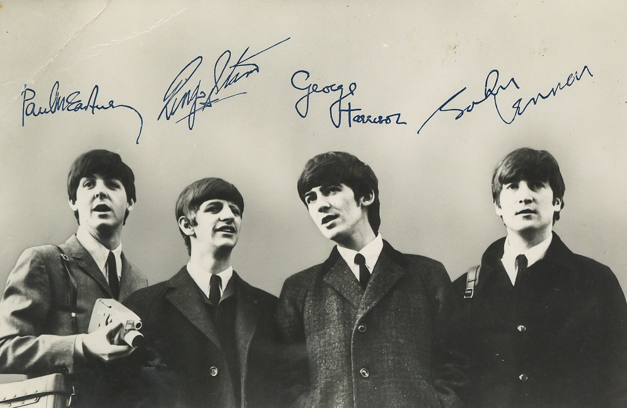 BEATLES, THE - A complete set of signatures by George Harrison, Paul McCartney A complete set of - Image 2 of 2