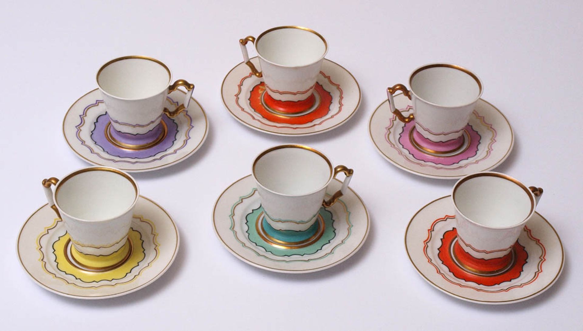 Sechs Mokkatassen, Langenthal, 30er JahreStiltypische Art-Déco-Form mit unterschiedlich gefärbten