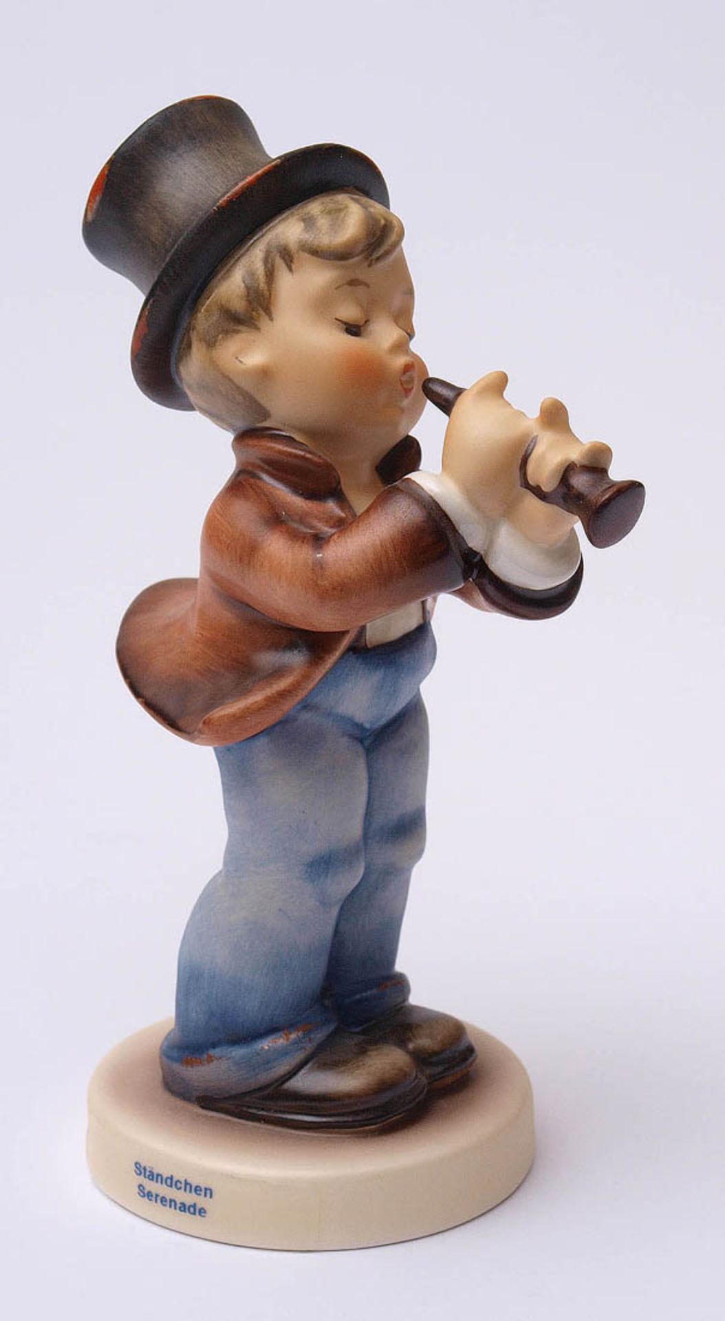 Hummel-Figur, Goebel"Ständchen", Modellnr.65/0. H.12,5cm. Im Originalkarton.Aufrufpreis: 25 EUR