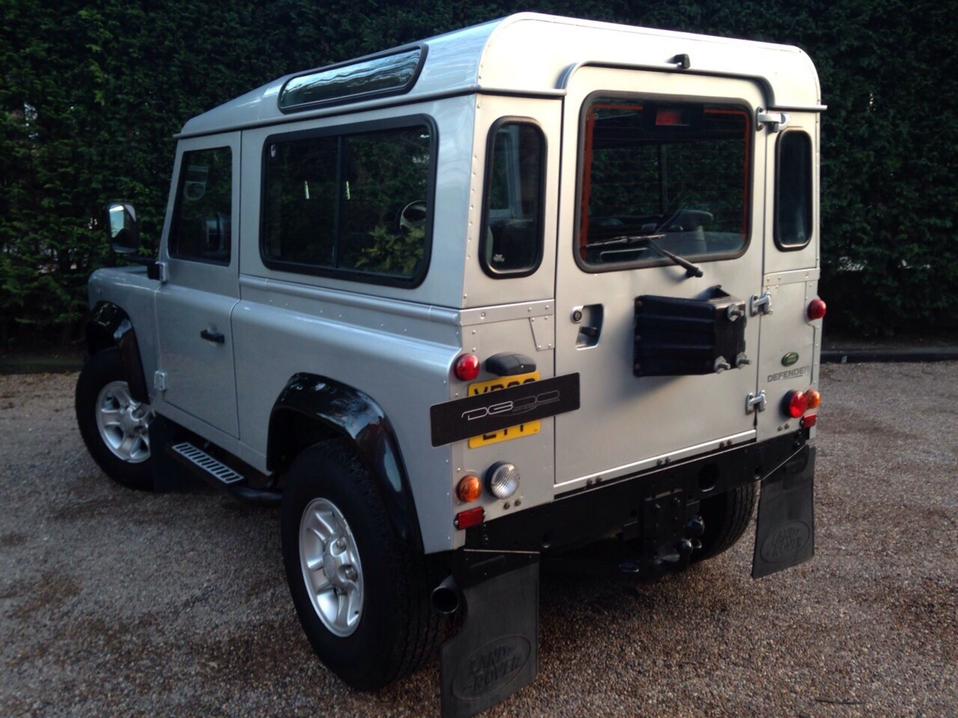 Land Rover, Defender Diesel - Image 7 of 19