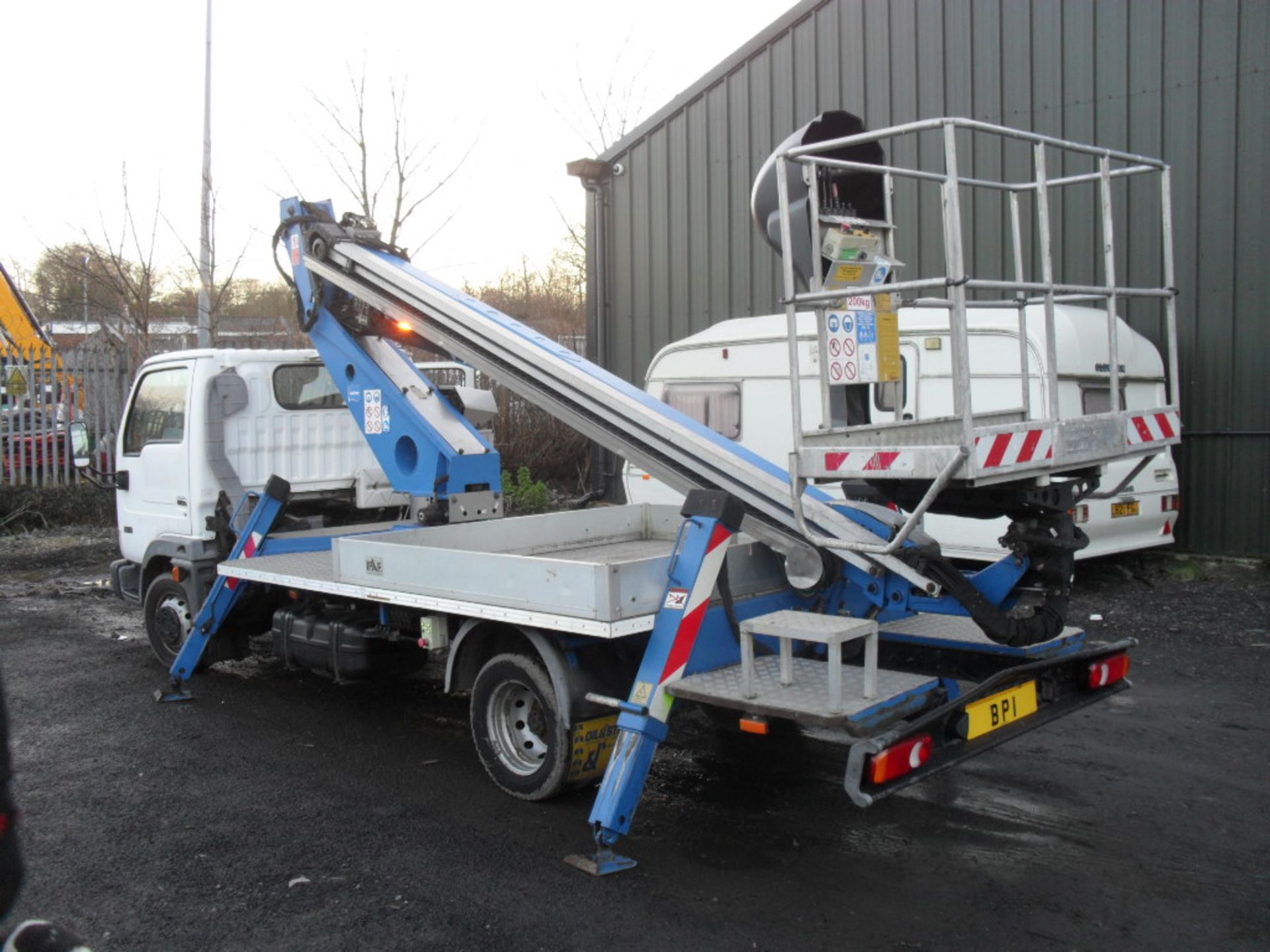 2004 /54 Nissan Cabstar mobile access platform with Oil And Steel 18 metre equipment. - Image 4 of 15