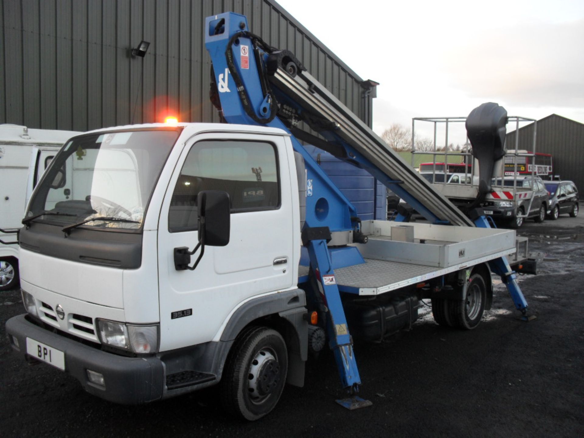 2004 /54 Nissan Cabstar mobile access platform with Oil And Steel 18 metre equipment. - Image 15 of 15
