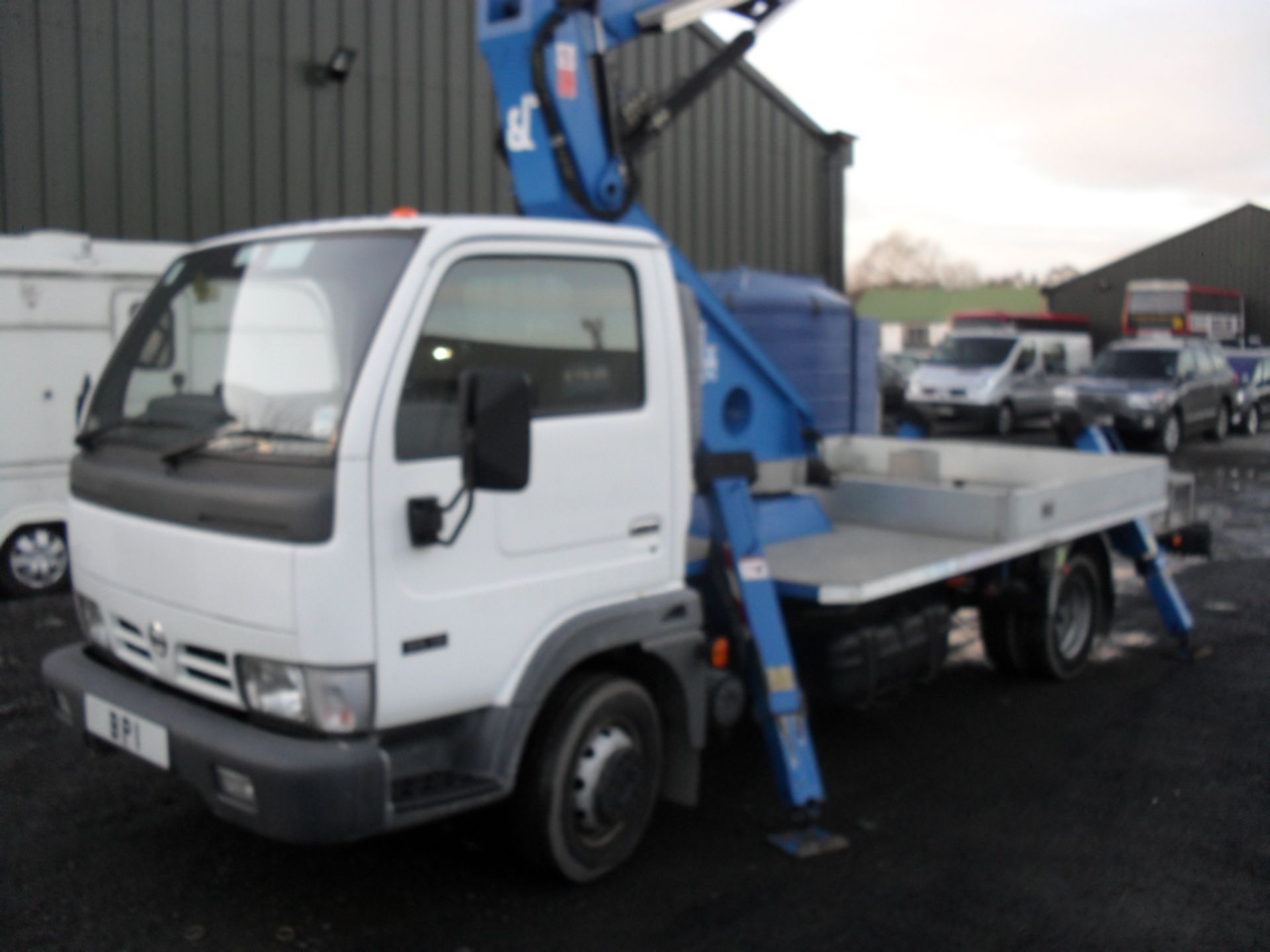 2004 /54 Nissan Cabstar mobile access platform with Oil And Steel 18 metre equipment.