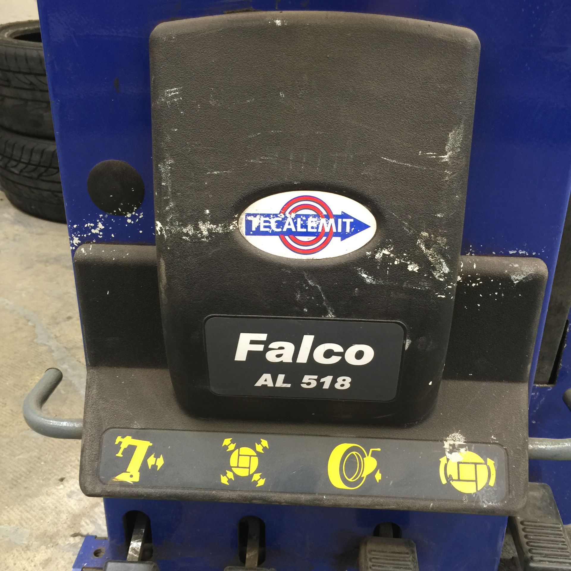 TECALEMIT FULLY AUTOMATIC TYRE CHANGER - INCLUDES TECNOROLLER SL   , FALCO AL 518 - Image 4 of 6