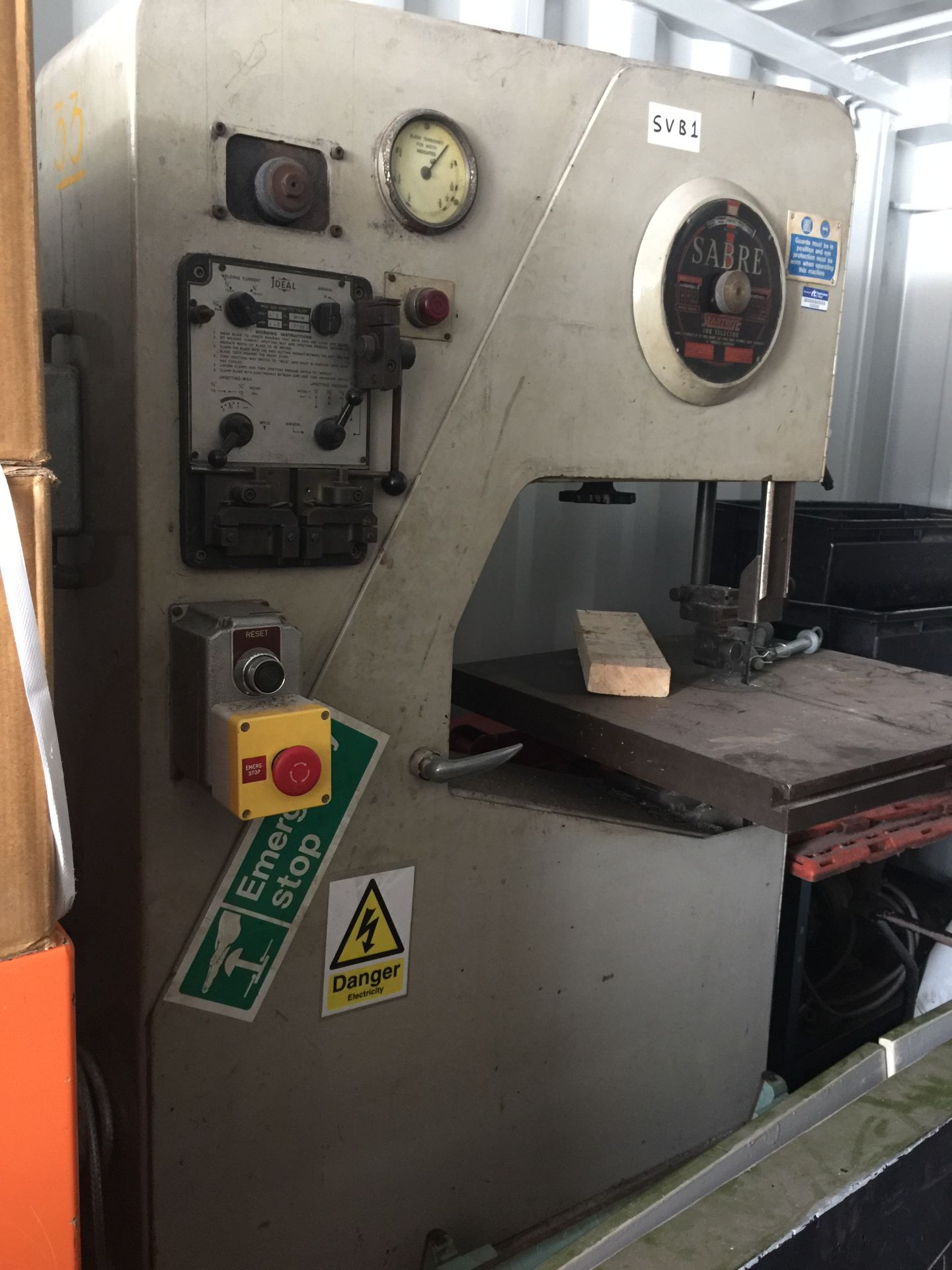 STARTRITE SABRE BANDSAW,