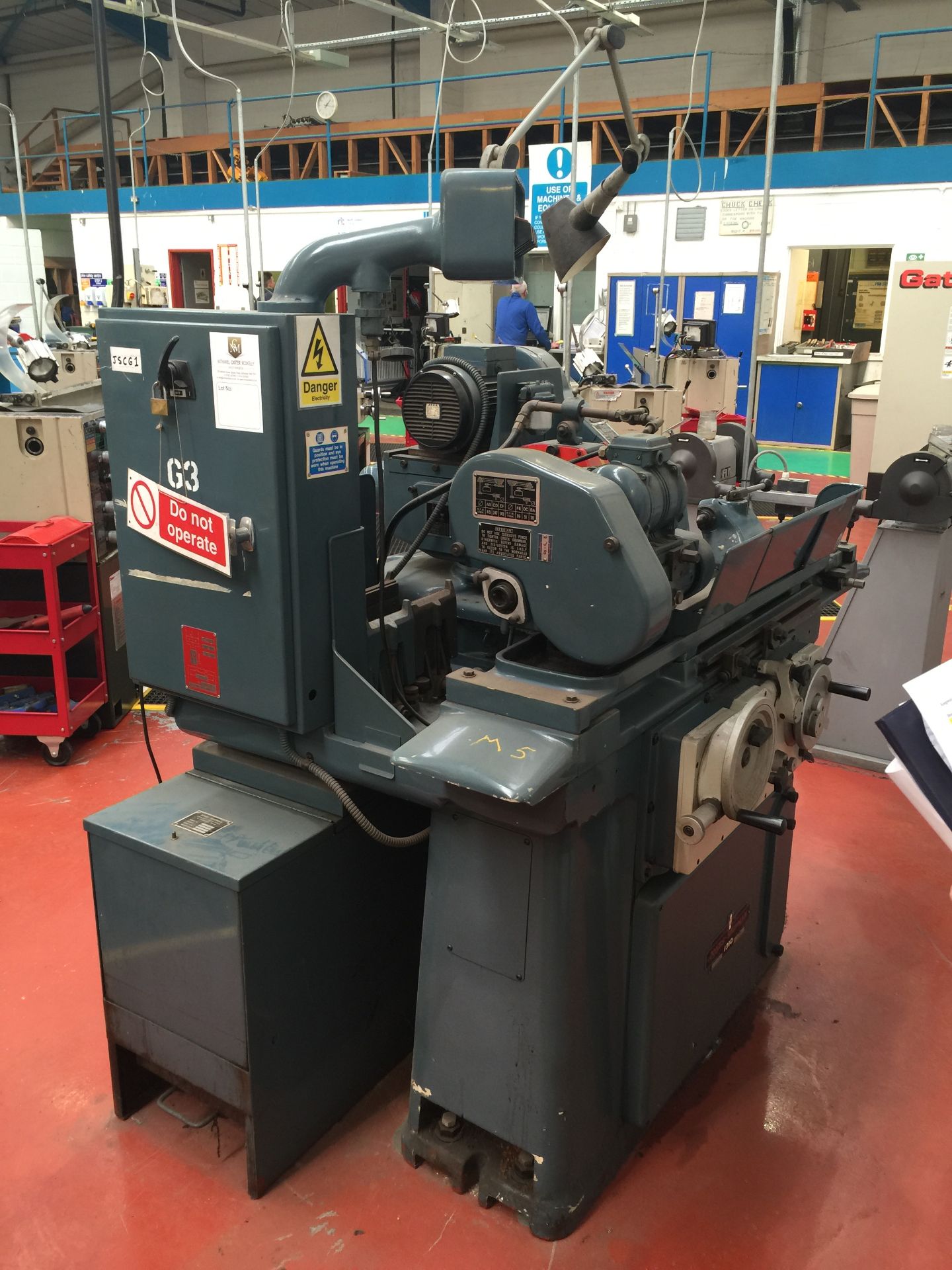 JONES SHIPMAN CYLINDRICAL GRINDER - with Coolant System, Model: 1310     Model No. 73201 - Image 14 of 19