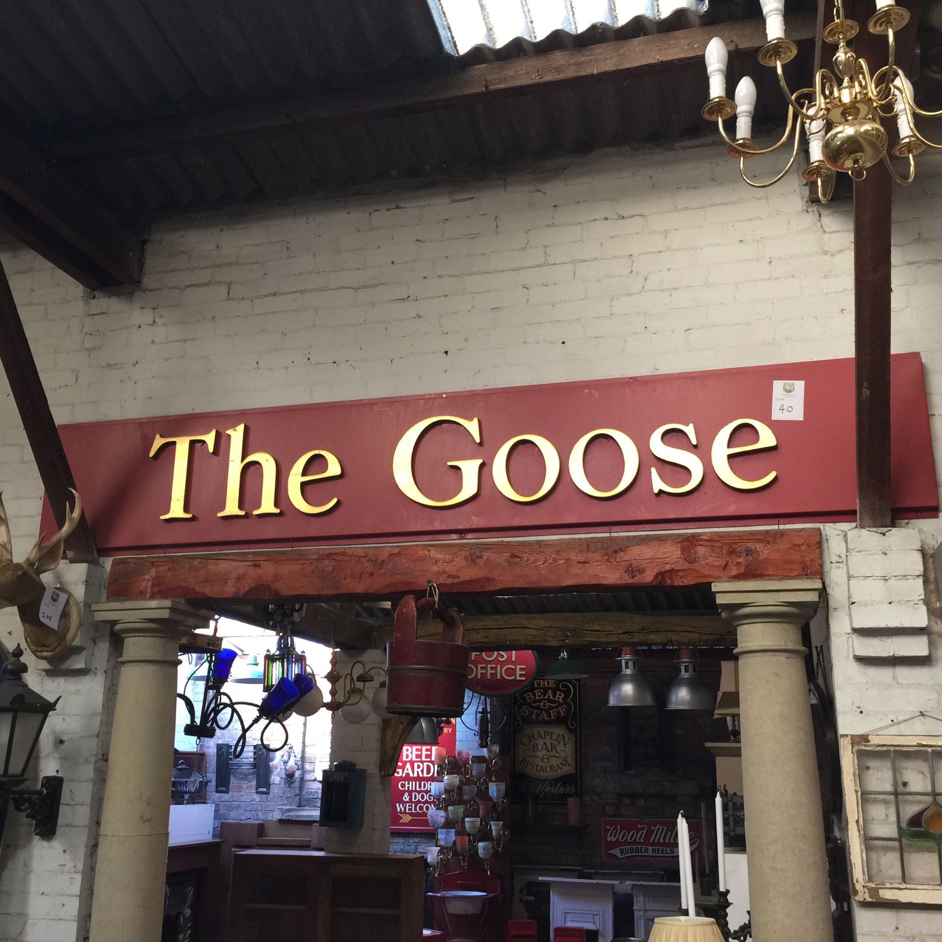 Goose Pub sign