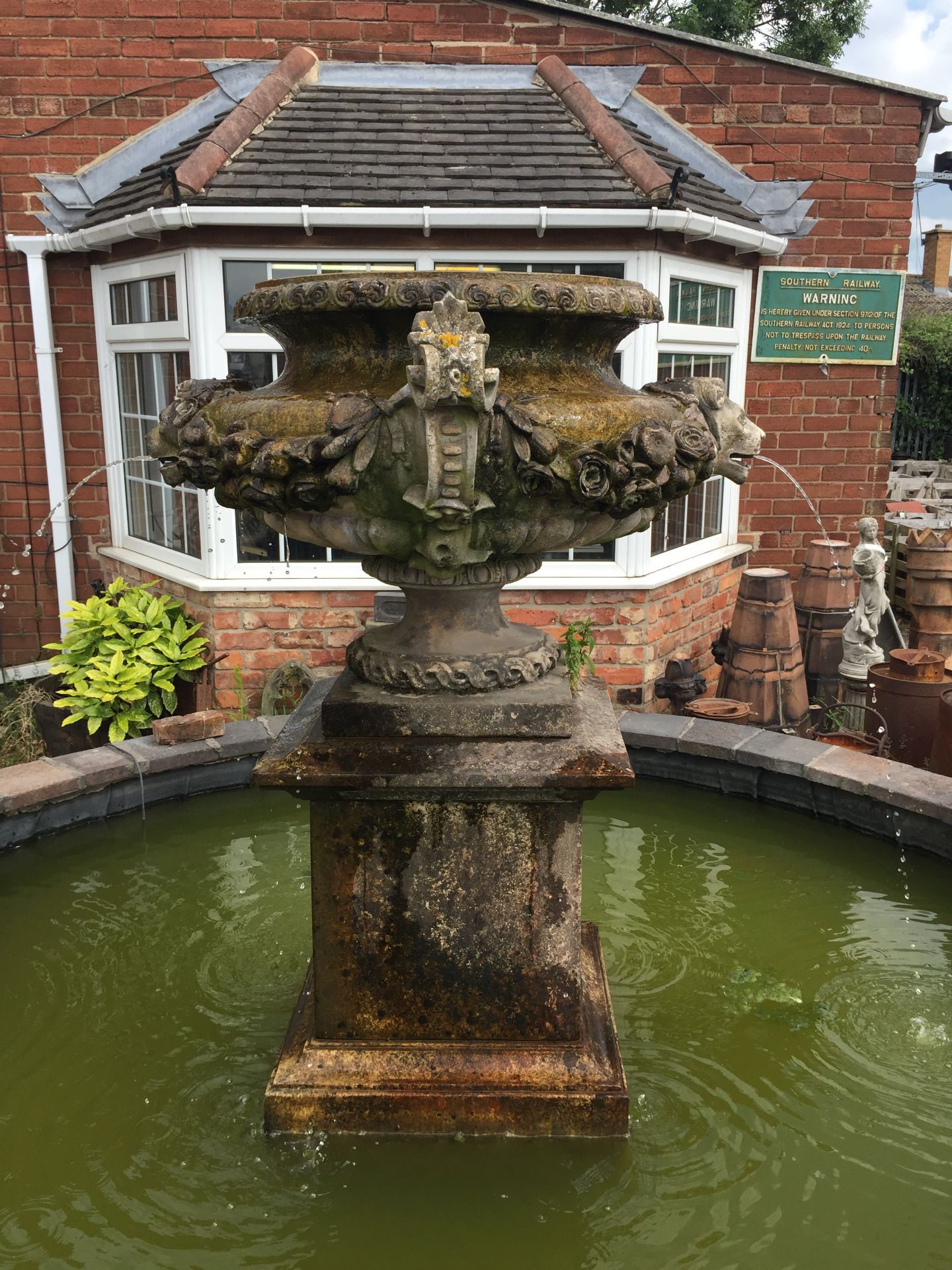 Stunning Large Iron Mask/Face Fountain.  This has been in situ for around the last 15 years.  It is - Image 5 of 9