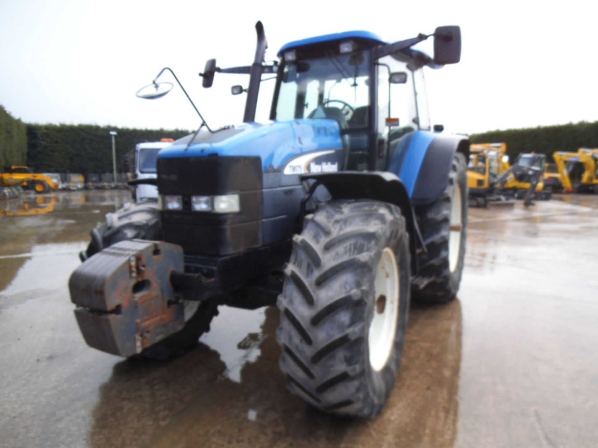 New Holland TM175 Tractor, Reg No. DA03 MFJ, First Registered: 19/05/03 (ATR01) - Image 2 of 8