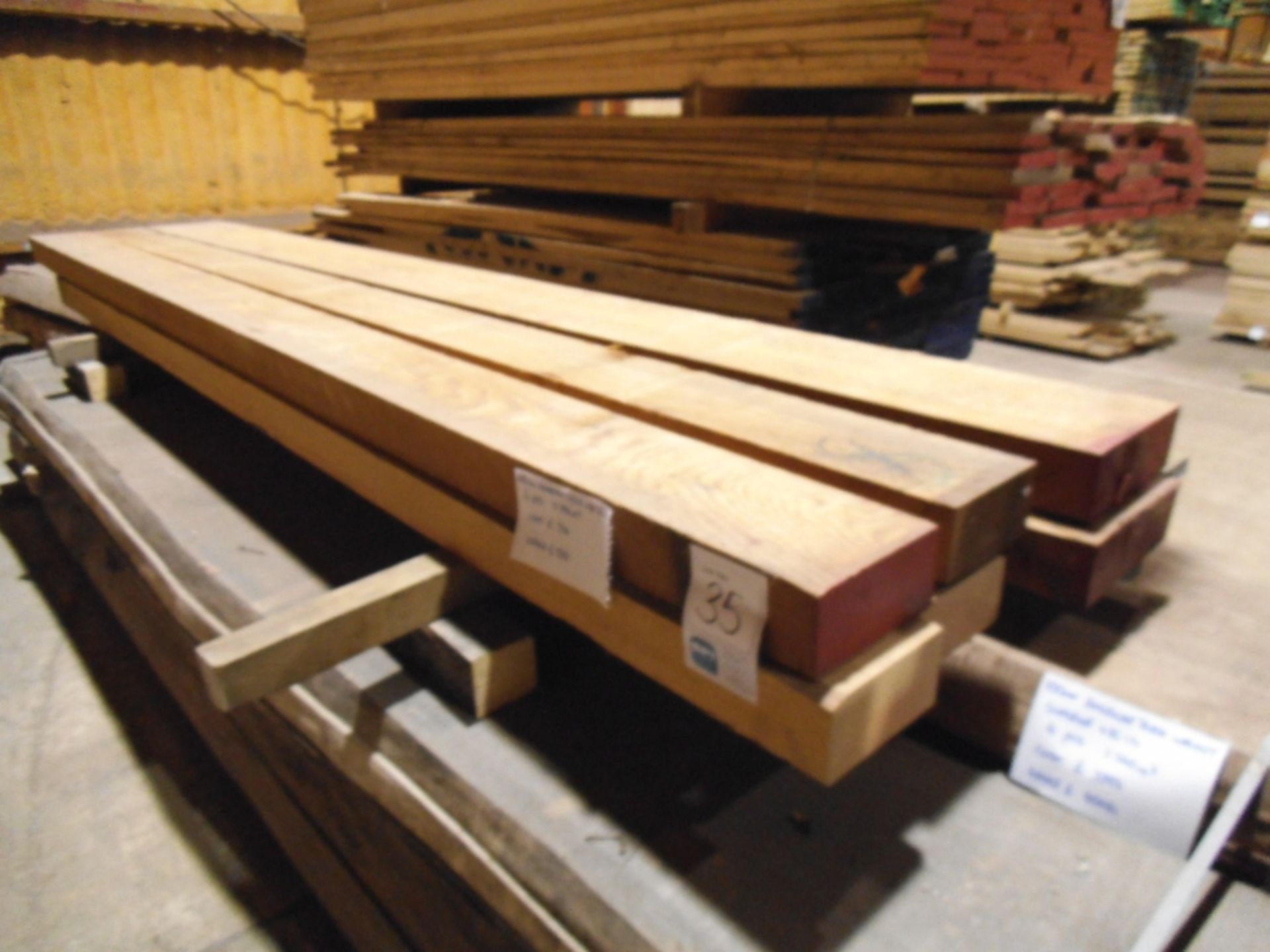 6 Lengths 102mm Canadian Douglas Fir KD SE, 0.396cum, Average Length: 3700mm