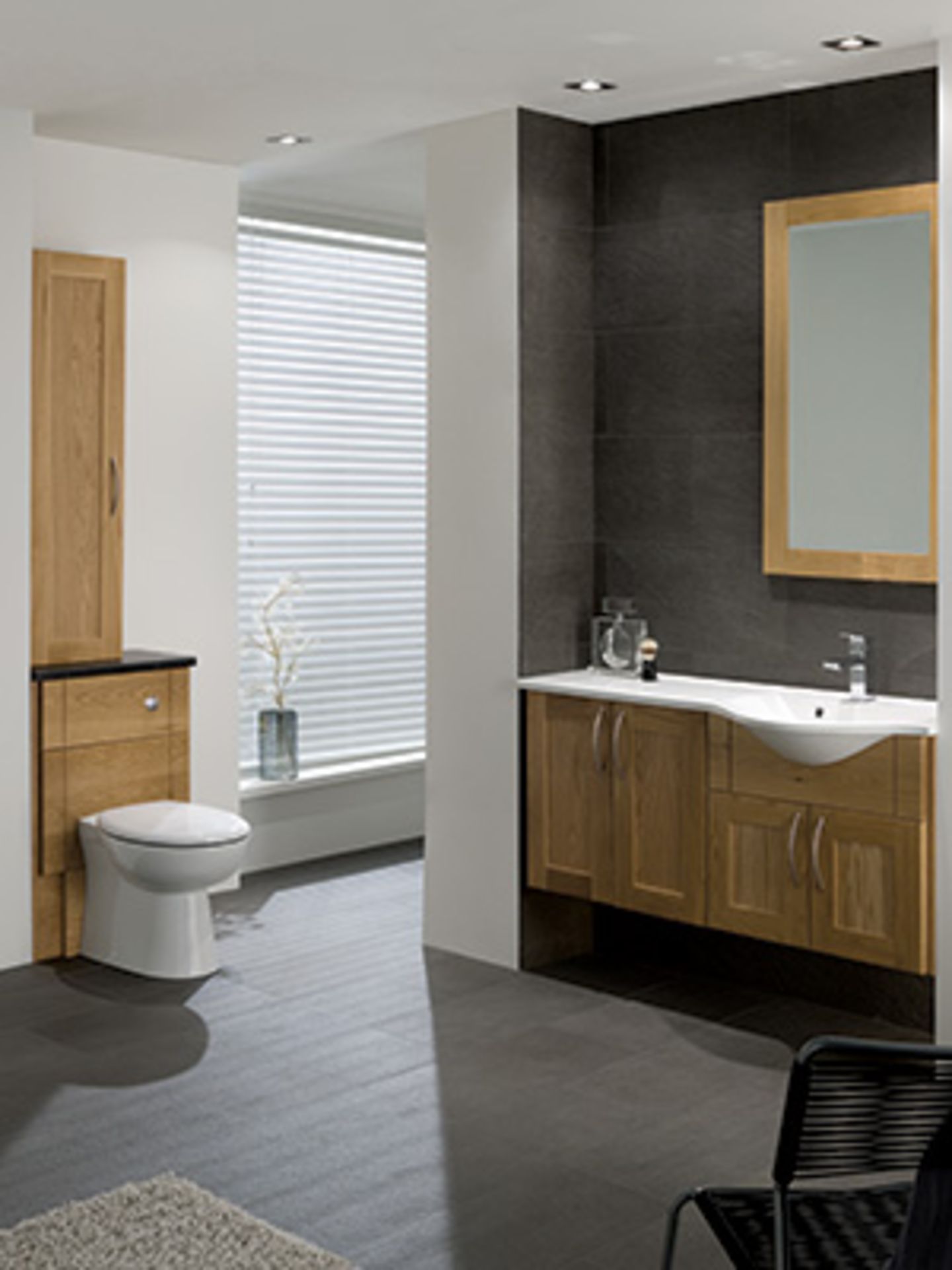 RRP - £ 969.40 Oak Vanity Units includes 600 base vanity unit slim line £204, toilet roll holder £13