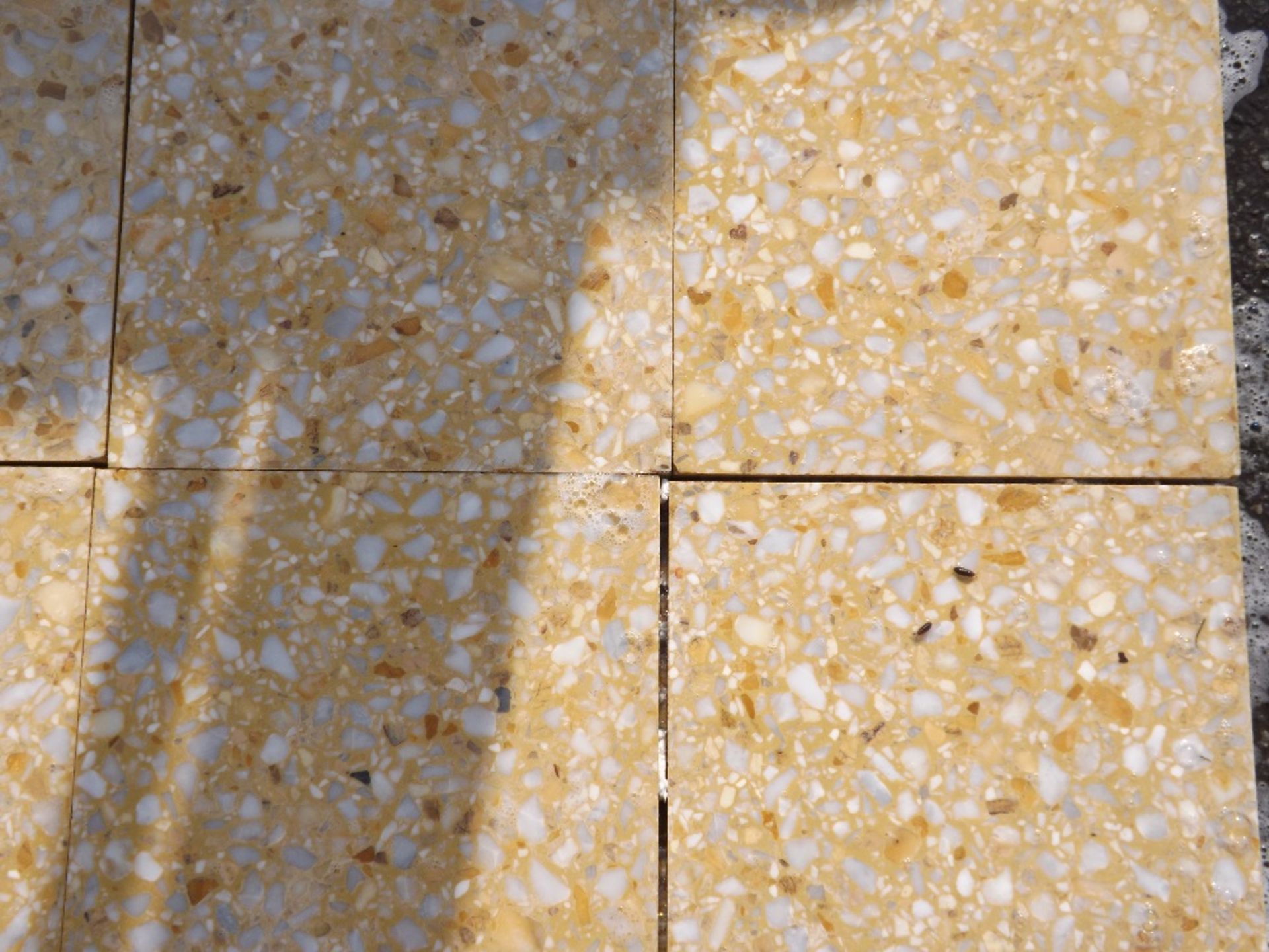 1 x Pallet Quilligotti Terrazo Floor Tiles, Size: 300 x 300mm, Coverage: 20sq yrd