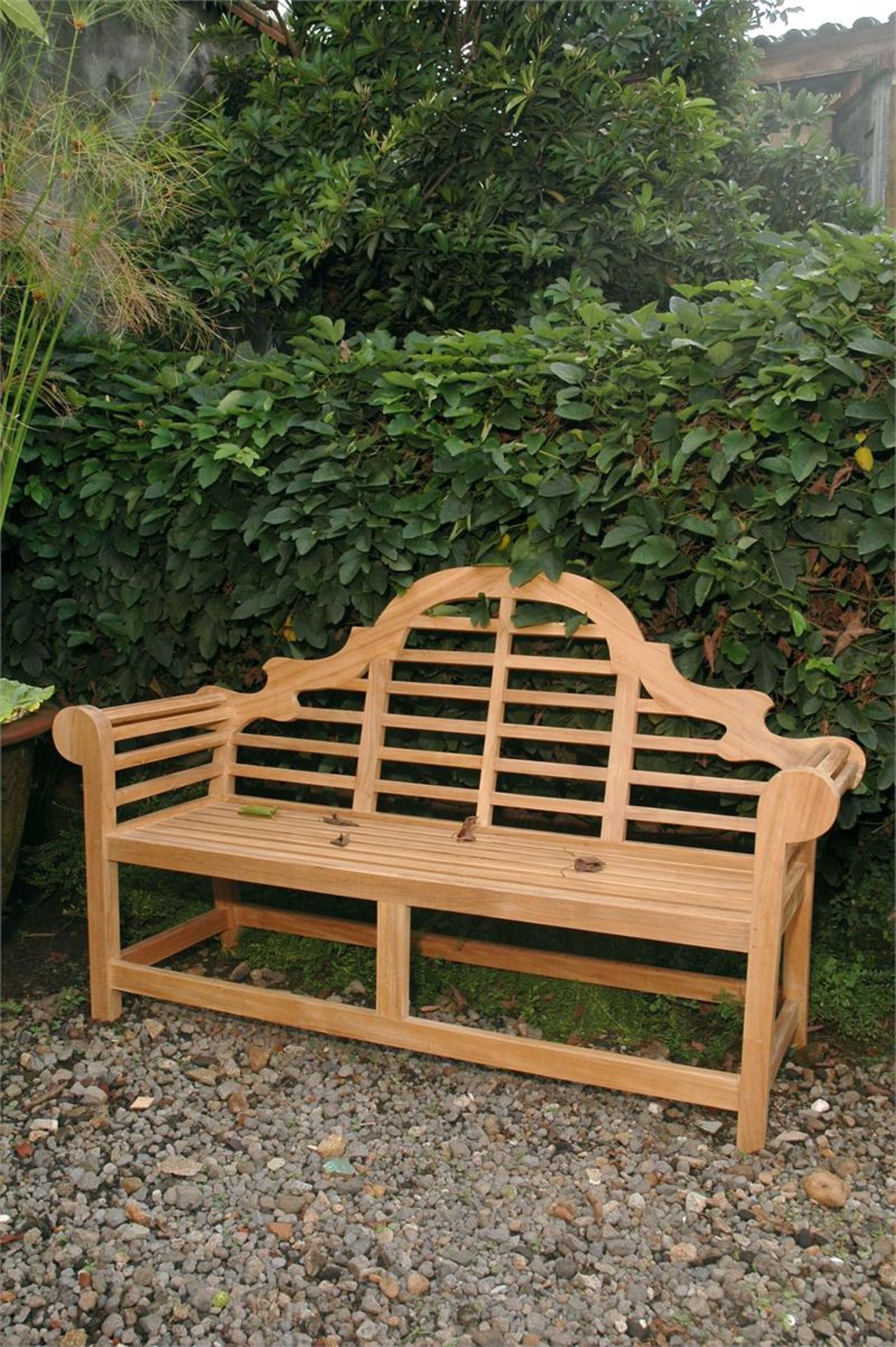 NEW PACKAGED SOLID TEAK MARLBOROUGH BENCH