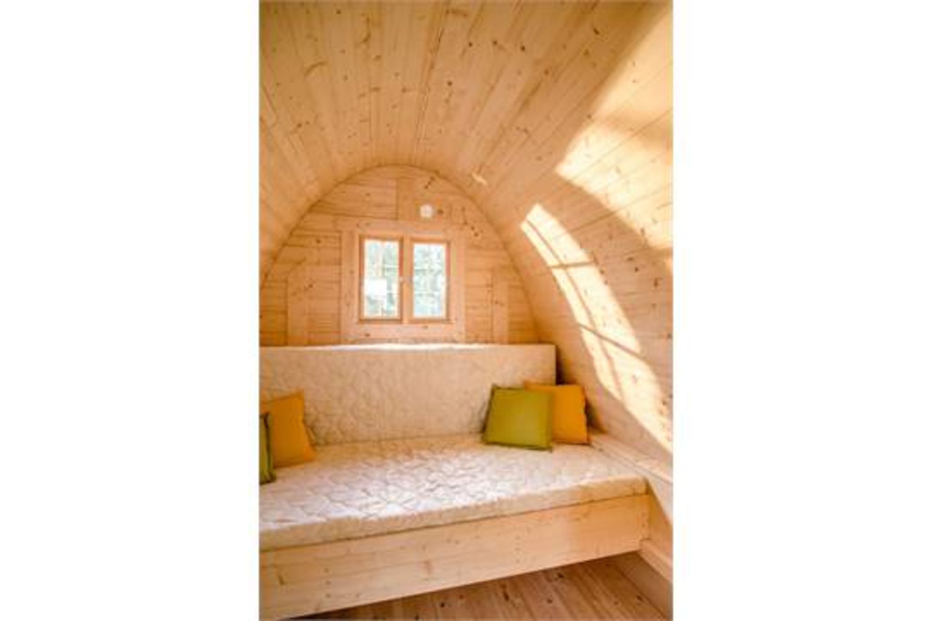 Camping Pod 4.8m Long 11.1 m2 - Image 4 of 6