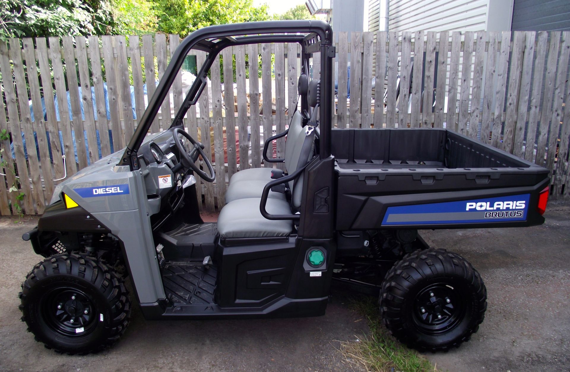 2013 Polaris Brutus 900 Diesel - Image 2 of 10