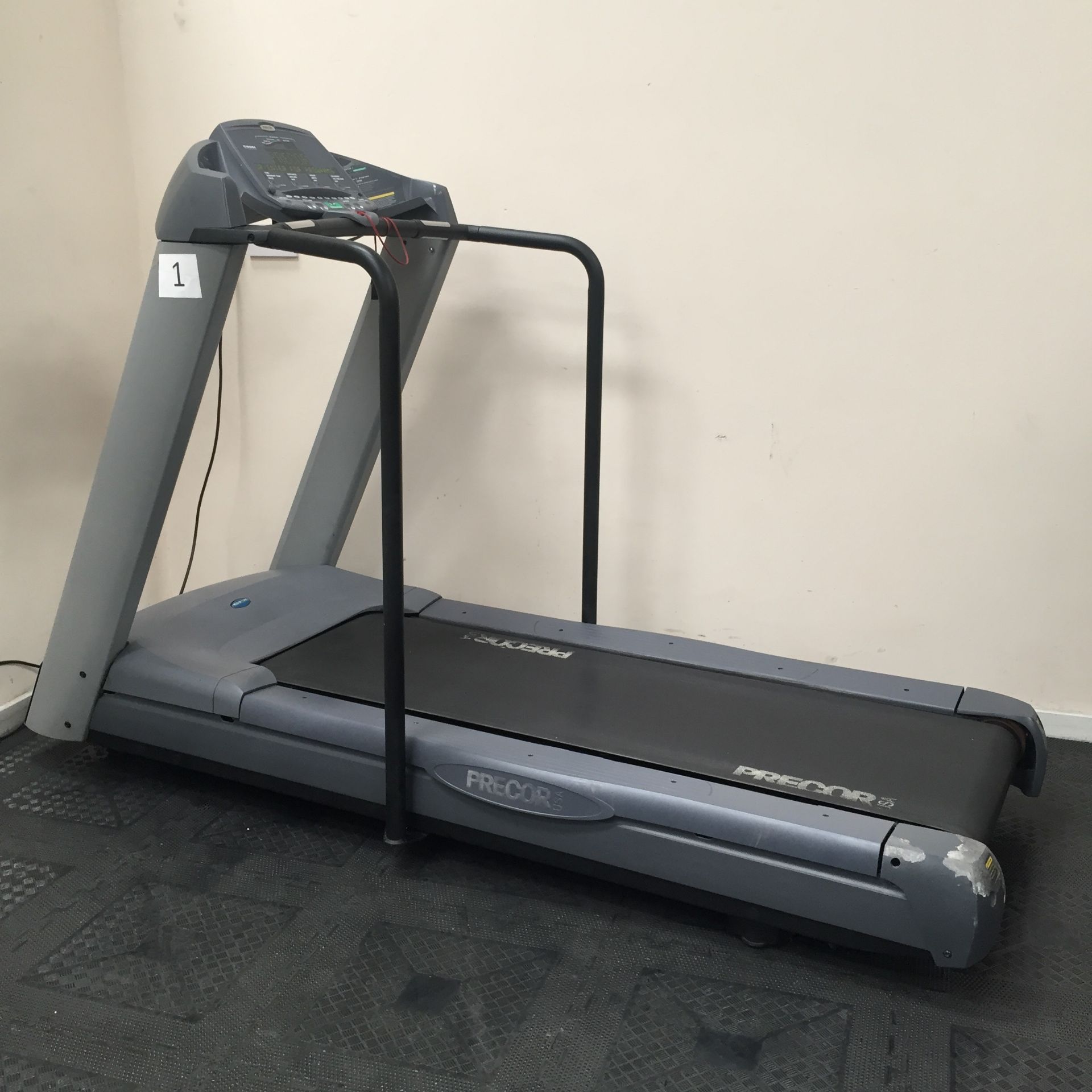 Precor C966 Treadmill