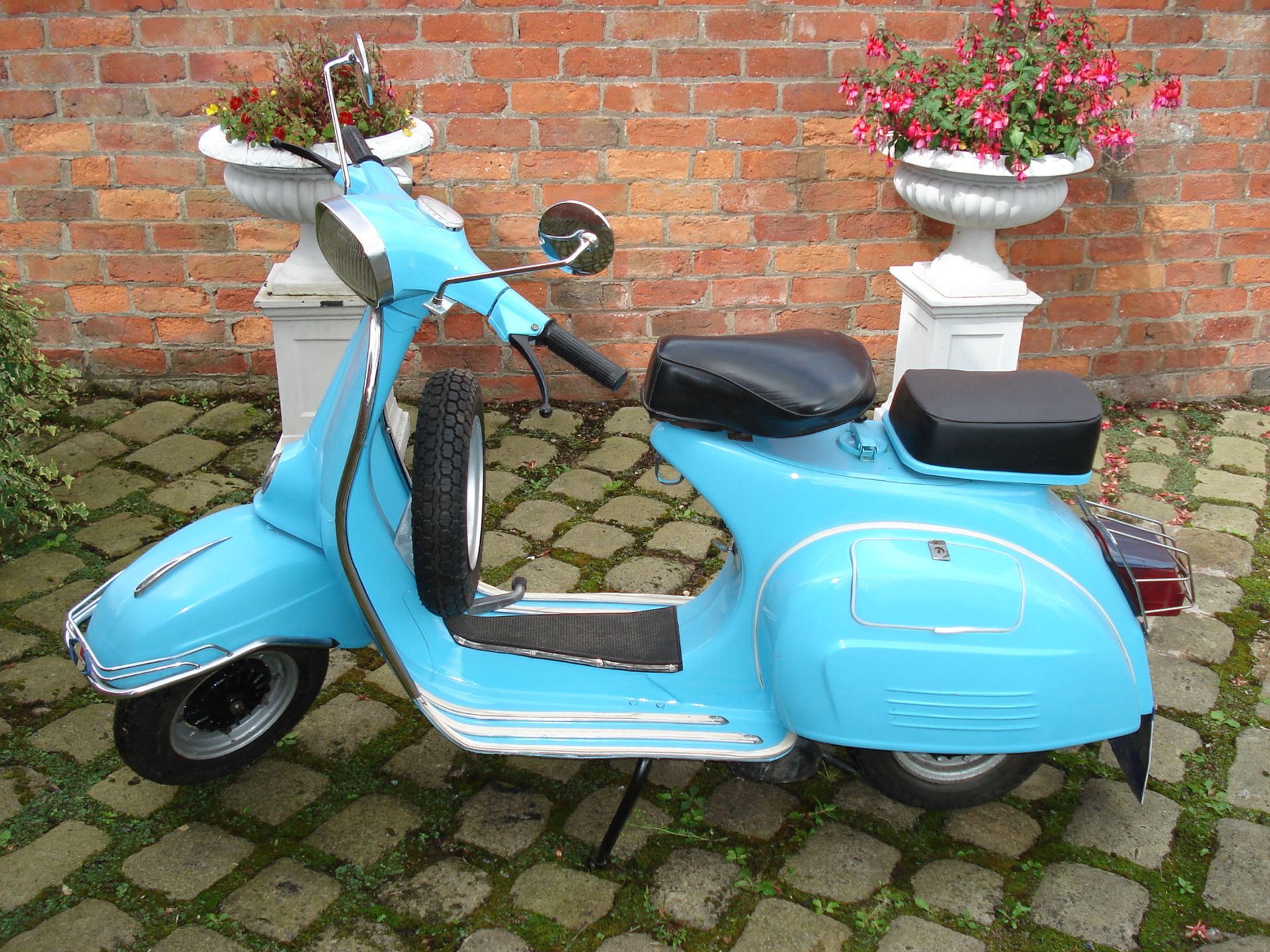 1972 VESPA Sprint 150CC, Sky Blue, EXCELLENT BODY CONDITION, HAD RECENT RESPRAY, STARTS/RUNS/DRIVES,