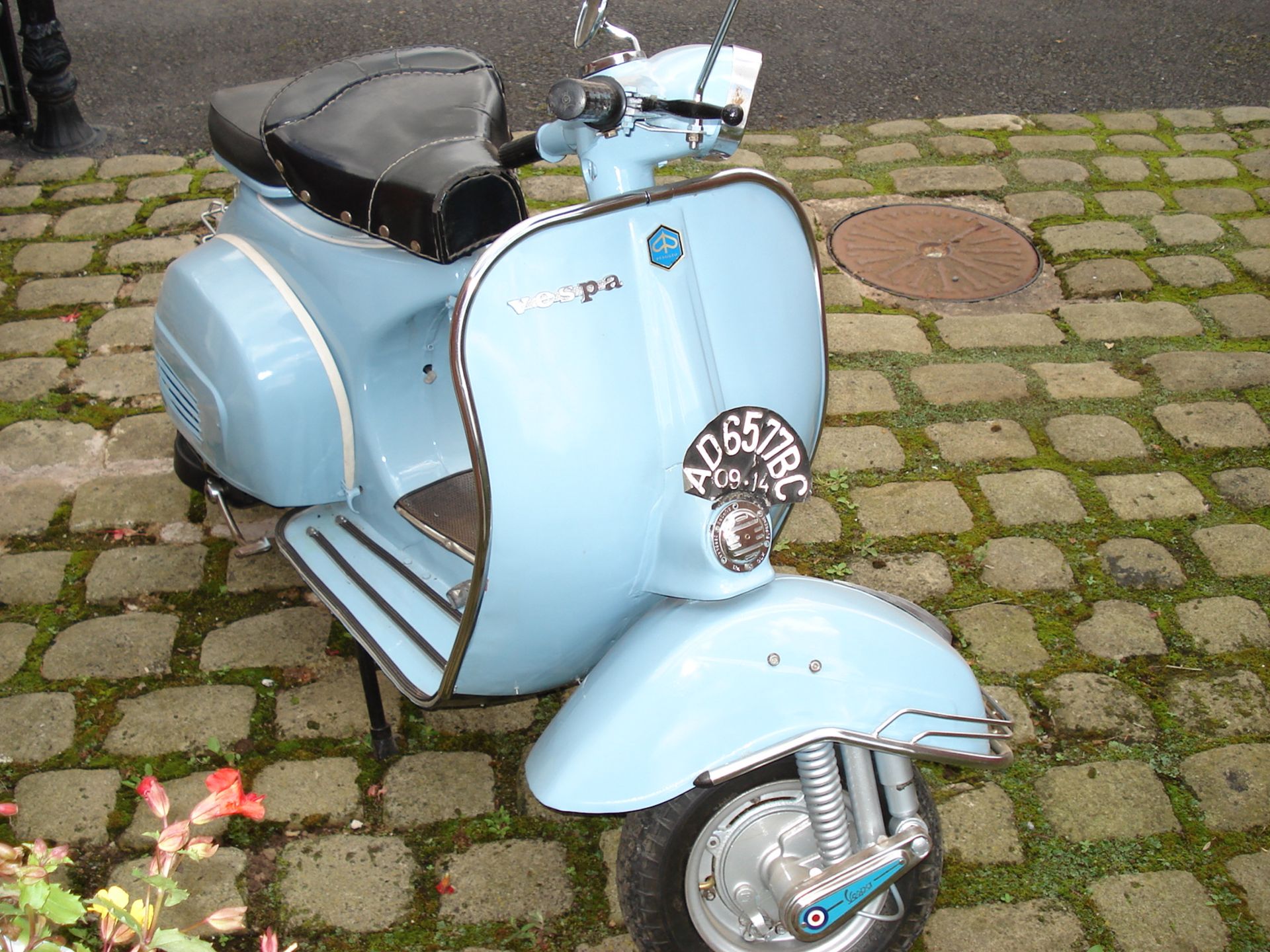 1972 VESPA Sprint 150CC, BLUE, EXCELLENT BODY CONDITION, HAD RECENT RESPRAY, STARTS/RUNS/DRIVES, NEE - Image 2 of 7