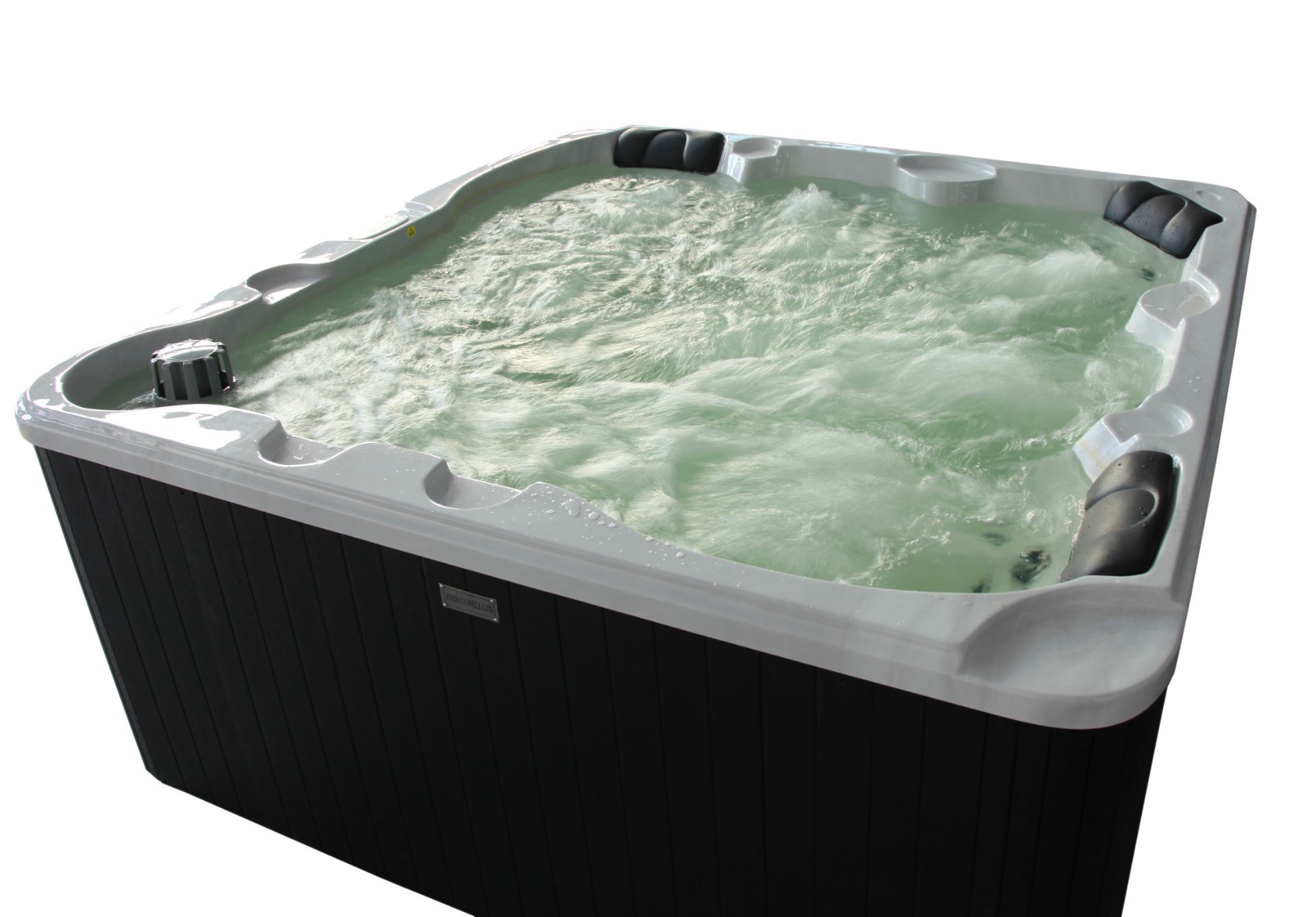 HIGH QUALITY NEW PACKAGED 2015 HOT TUB, MATCHING STEPS, SIDE, INSULATING COVER, TOP USA RUNNING GEAR - Image 2 of 3