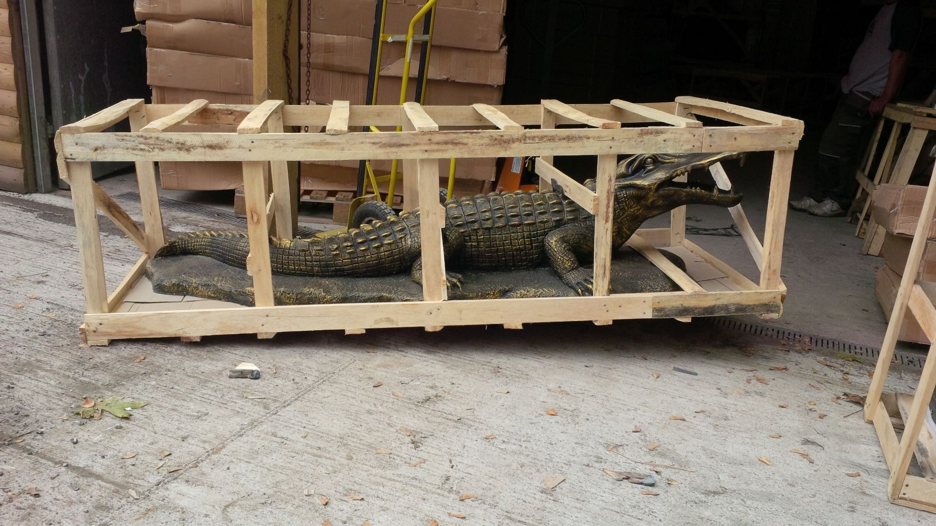 MASSIVE CRATED ALIGATOR FINISHED IN BRONZE