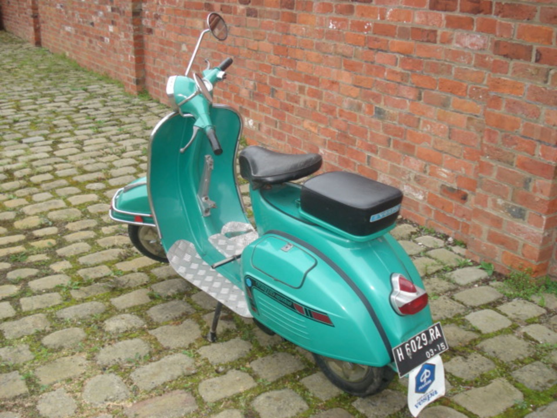 1979 VESPA DELUXE 150CC,  MET GREEN, ORIGINAL GOOD CONDITION, STARTS/RUNS/DRIVES, NEEDS RE-REGISTERI - Image 2 of 5