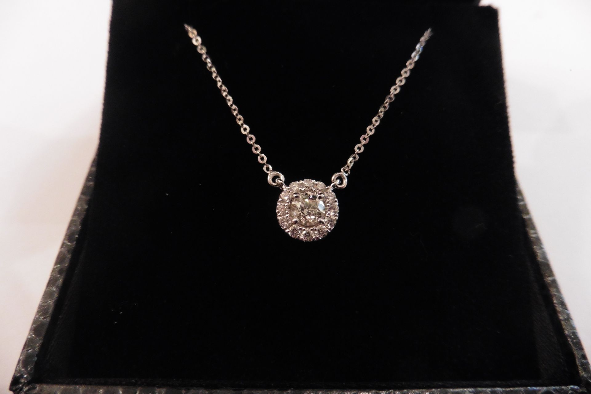 18ct white gold diamond pendant.  Set with a centred 0.30ct russian cut diamond, H colour and SI2 cl - Image 3 of 3