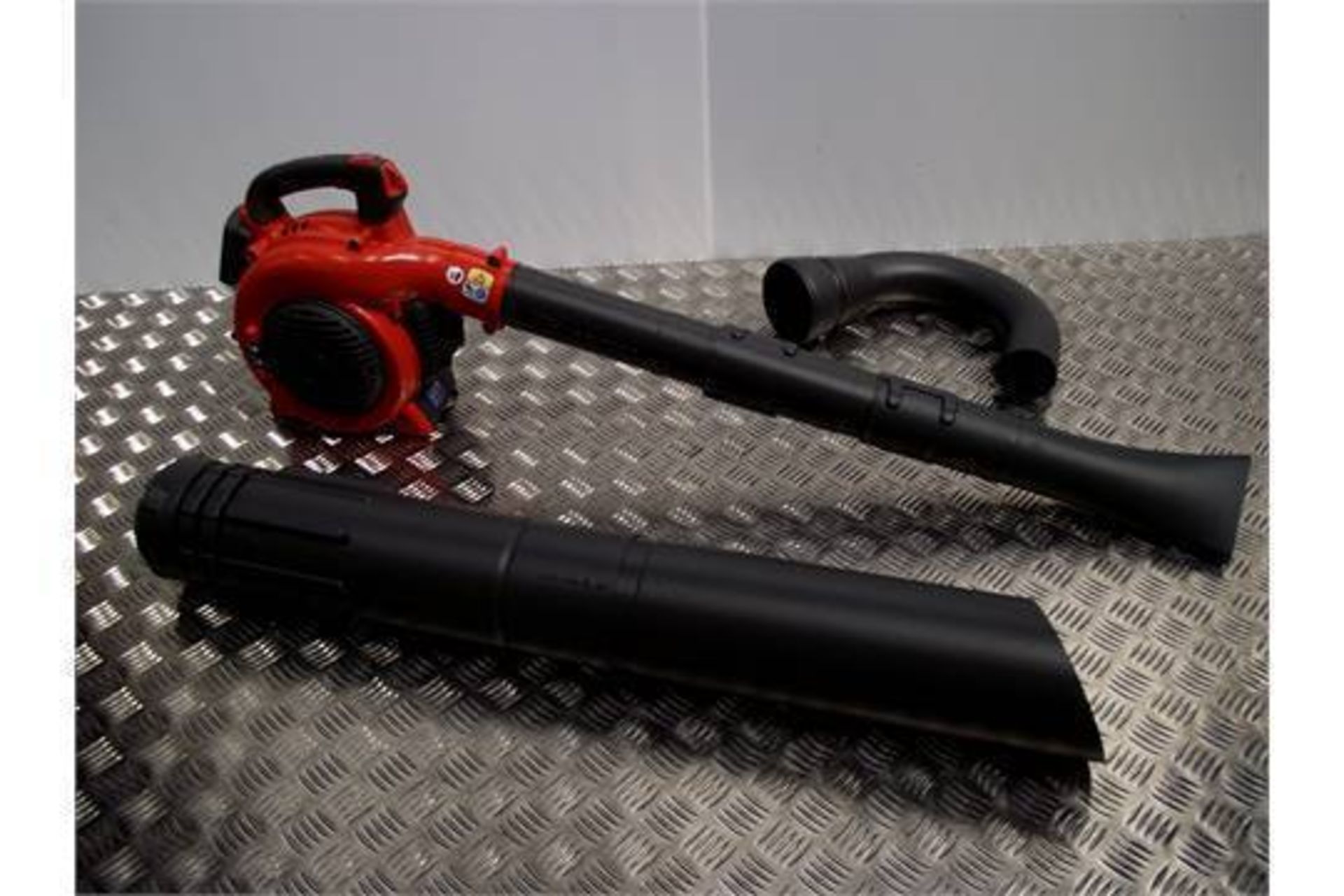 Husqvarna 28CC Petrol Leaf Blower, 1.1HP, 170MPH, includes a Vacuum Kit