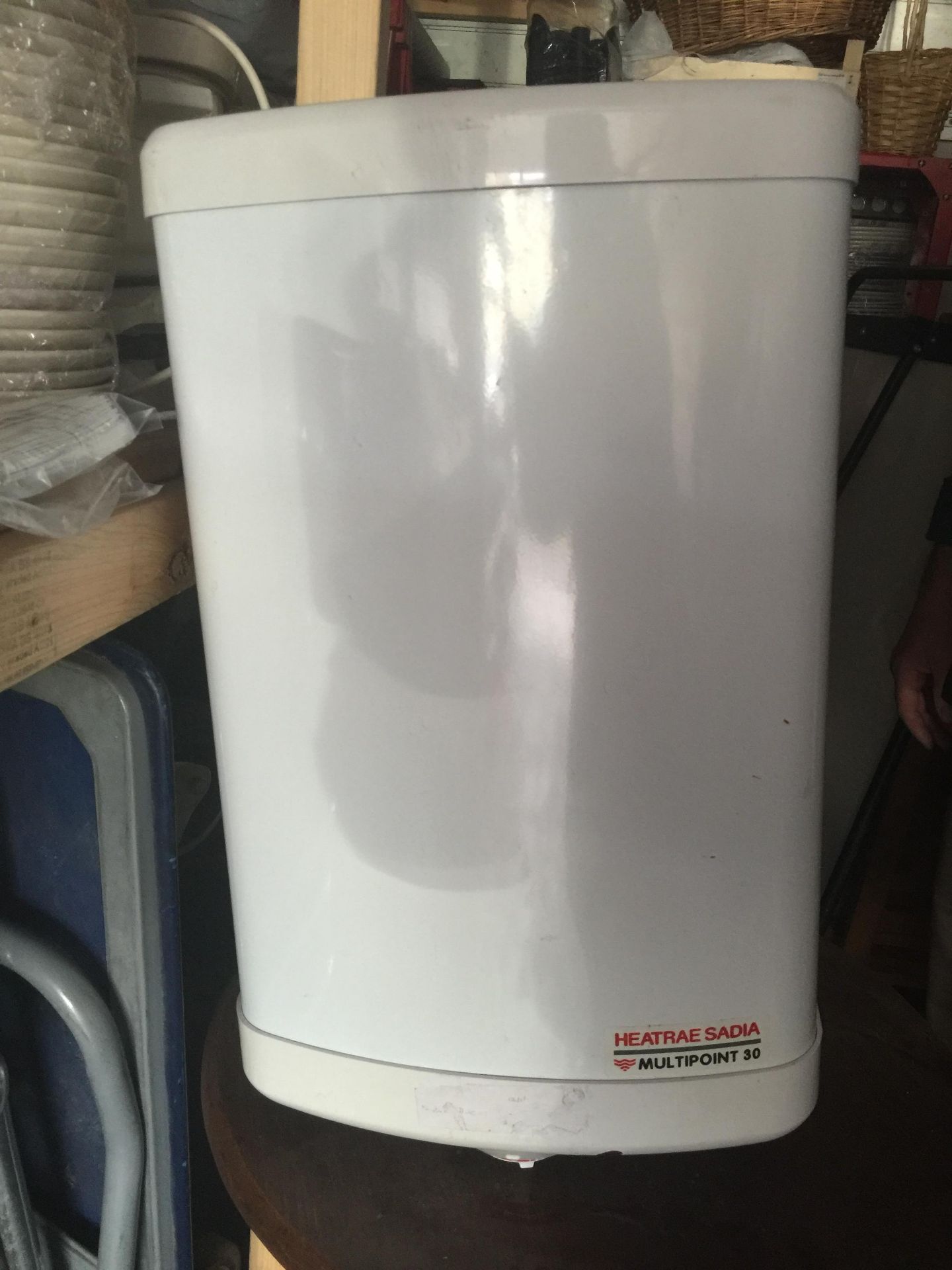 HEATRAE SADIA - Multipoint 30/3 - Unvented Direct Water Heater - Capacity 30 Litres