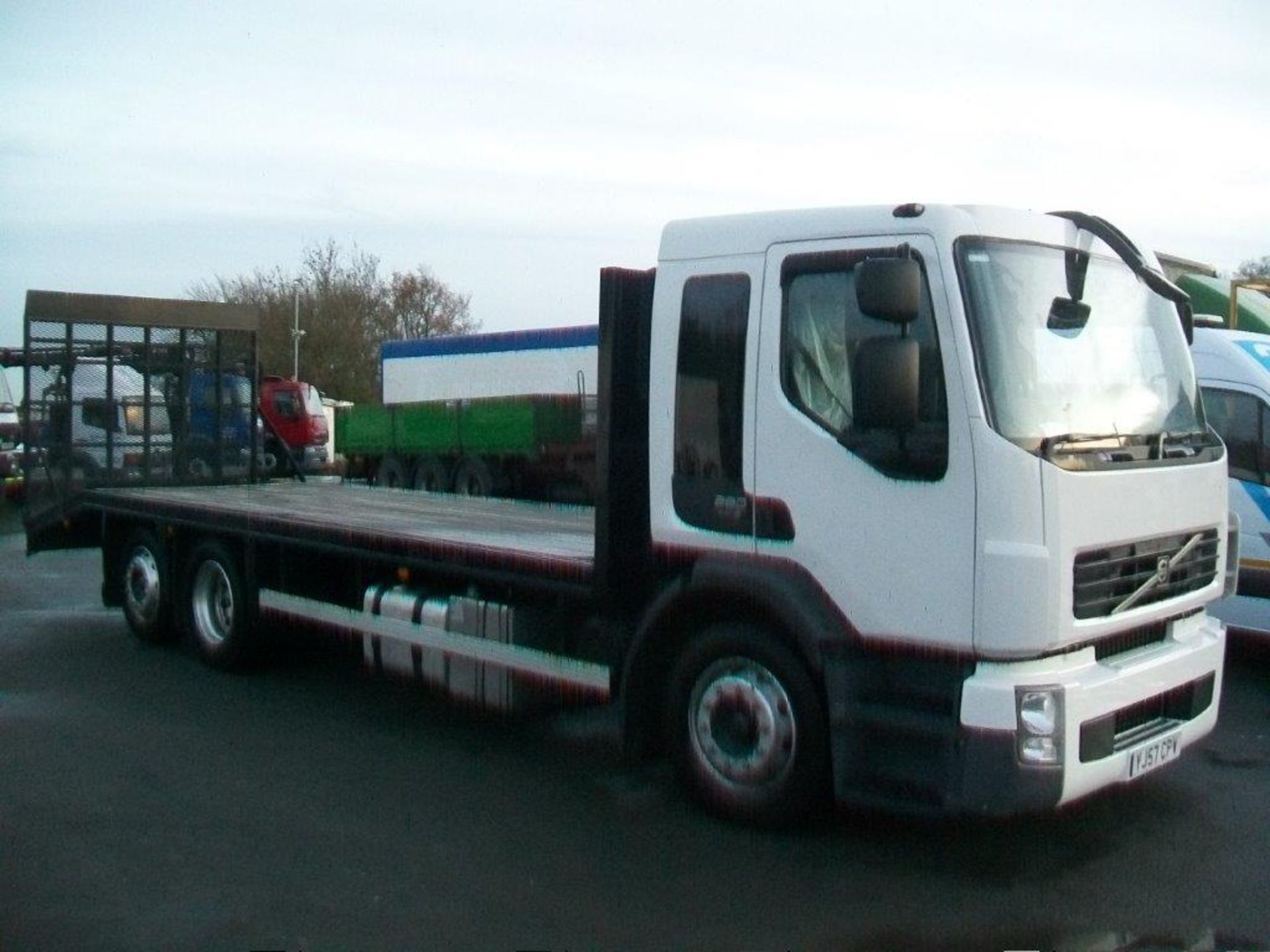 2008 / 57 Volvo FE280 Day Cab with Beavertail Body