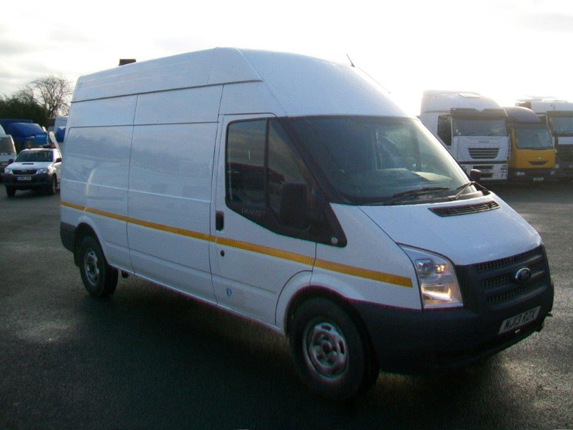 2013 / 13 Ford Transit 125 T350 Linesman Vehicle